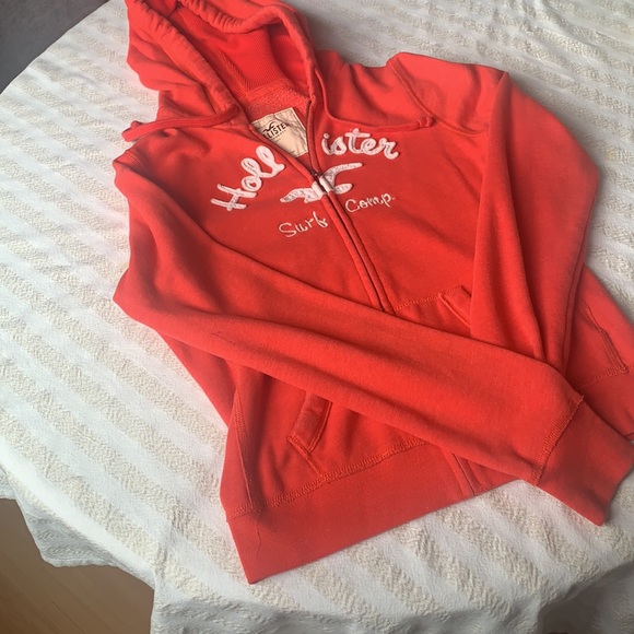 Hollister hoodie - Picture 2 of 8